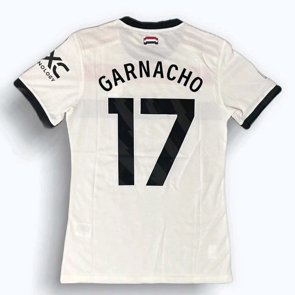 Garnacho 17/ Player Version/ Slim Fit (Size Up)